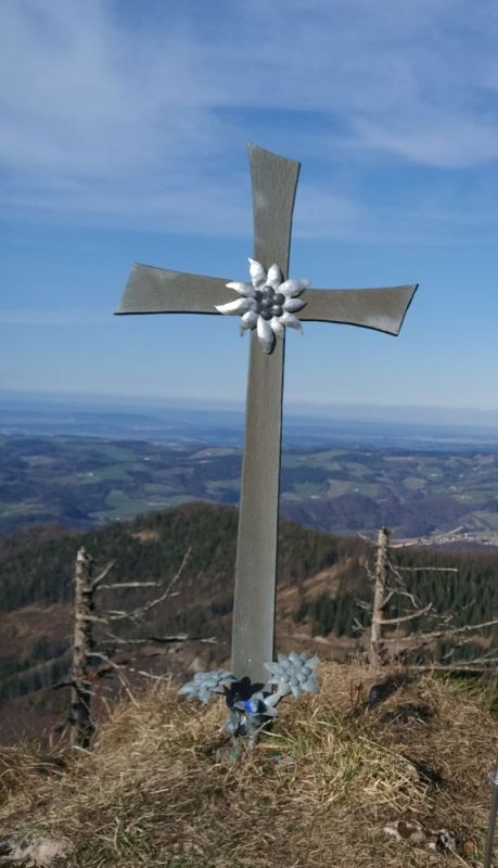 05 Kiensteineröde Gipfelkreuz