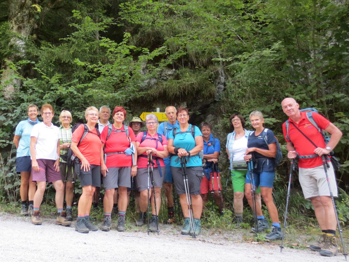 2023 08 01 Gruppenfoto Beginn der Tour